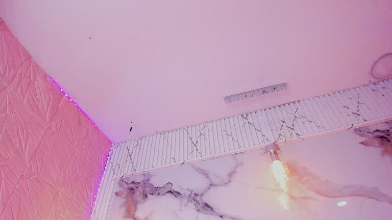 MilyRosie's Streamate show and profile