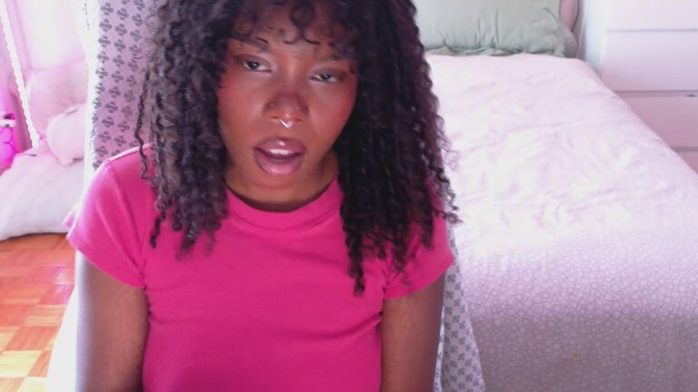 SparklingSoleil's Streamate show and profile