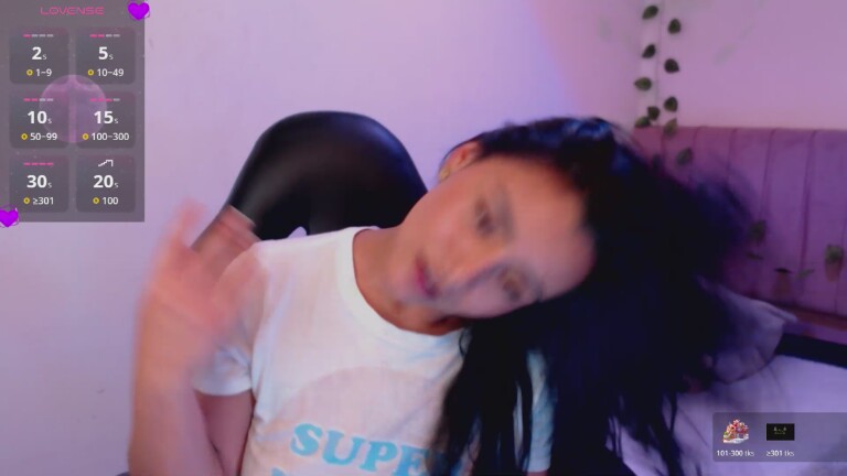 IsabelleColette's Streamate show and profile