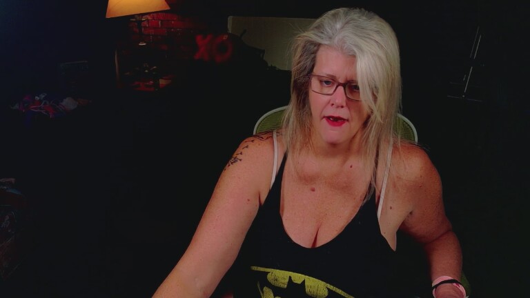 Alicescuriosity's Streamate show and profile