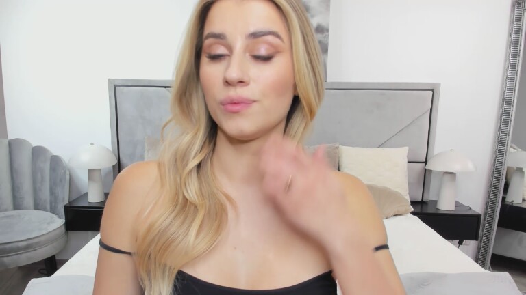 AlisAnne's Streamate show and profile