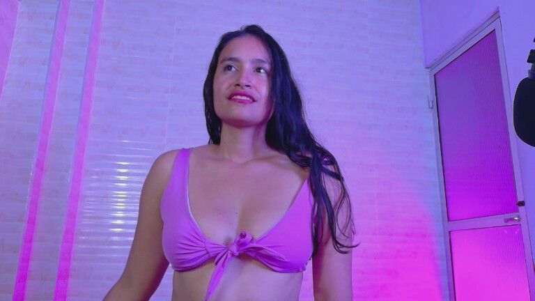 AmelieAmour23's Streamate show and profile