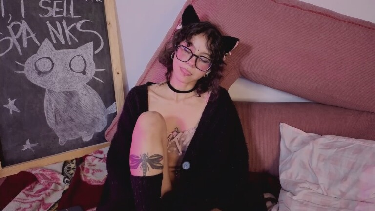 Gaia33's Streamate show and profile