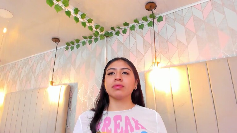 ZoeBell's Streamate show and profile