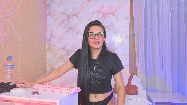 SexyKelany's Streamate show and profile