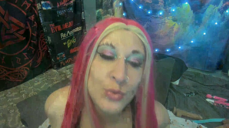 ShaeWednesday's Streamate show and profile