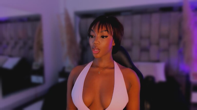 ChaynnaCooper's Streamate show and profile