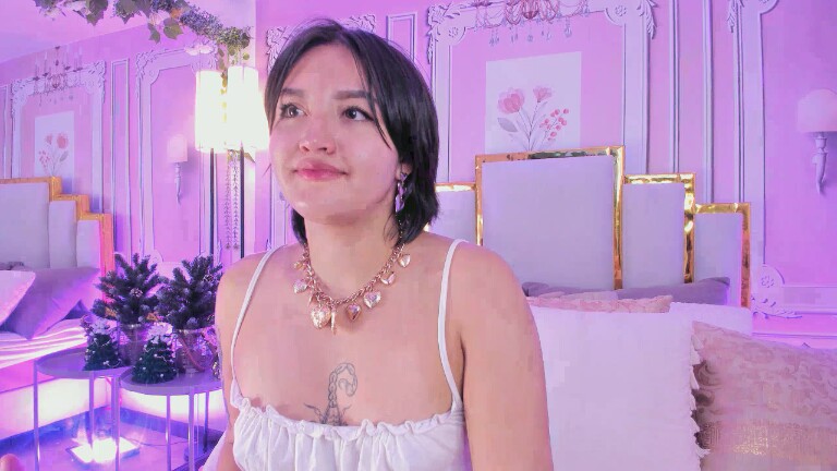 NaraSuarez's Streamate show and profile