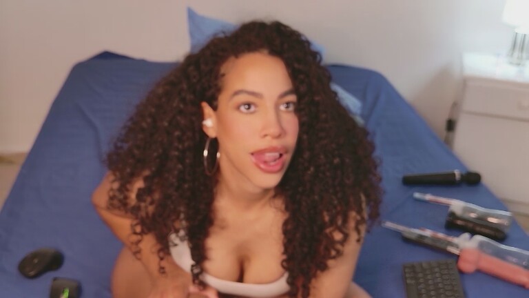 nicolleluv's Streamate show and profile