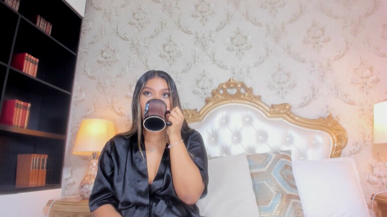 IssySosa's Streamate show and profile