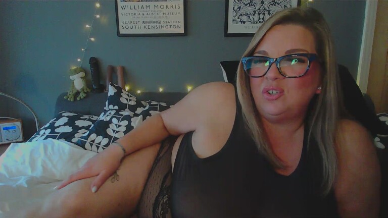 OrlaOnline's Streamate show and profile