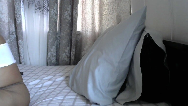 MysteriousShi's Streamate show and profile