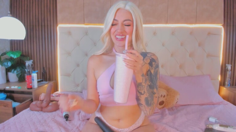 Elizabeth_Dumont's Streamate show and profile