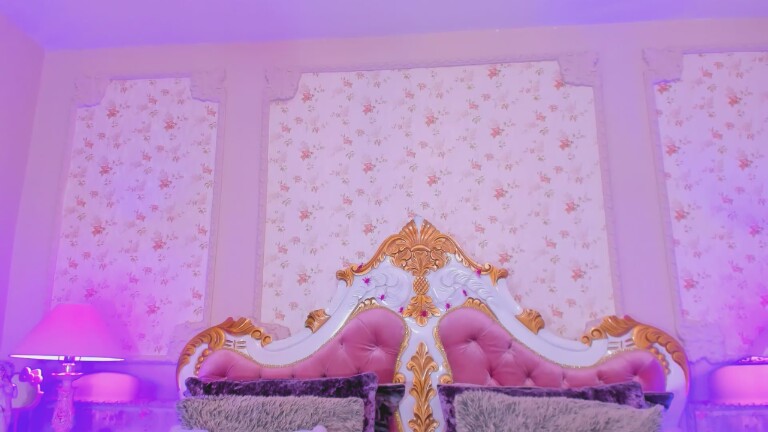 JuneEvanss's Streamate show and profile