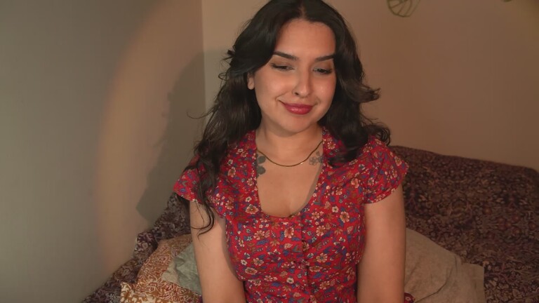 MayaPetite's Streamate show and profile