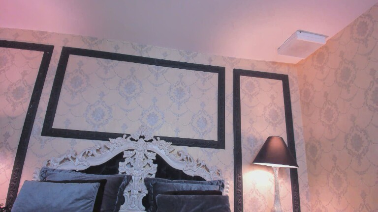 MadisonBecker's Streamate show and profile