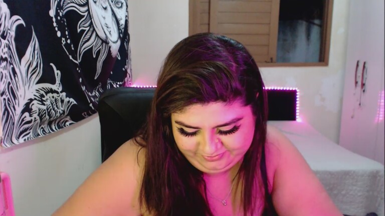 Yasmini's Streamate show and profile