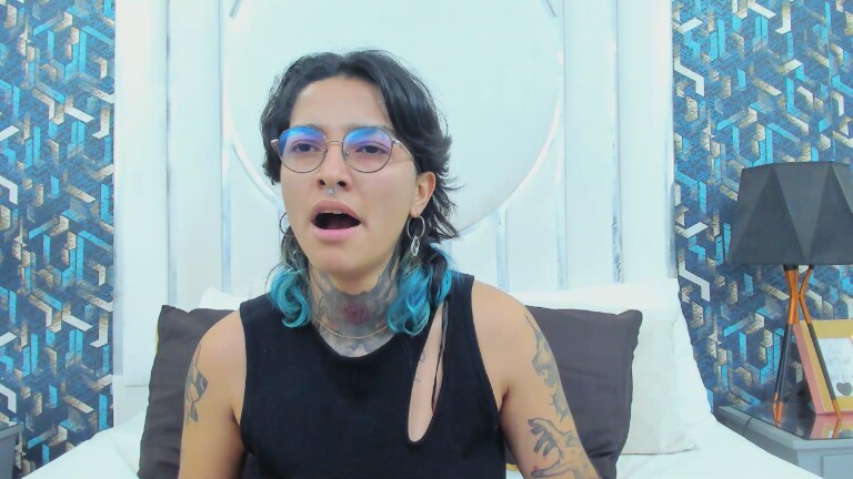 AmyRavens's Streamate show and profile