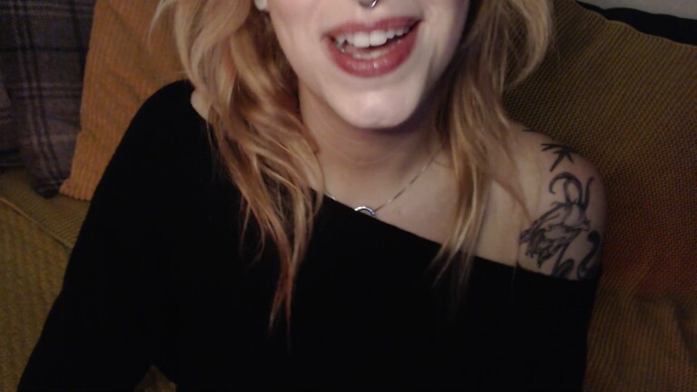 TattooedTeaseXXX's Streamate show and profile