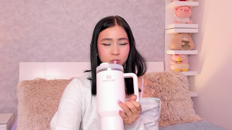 SophiaColinns's Streamate show and profile