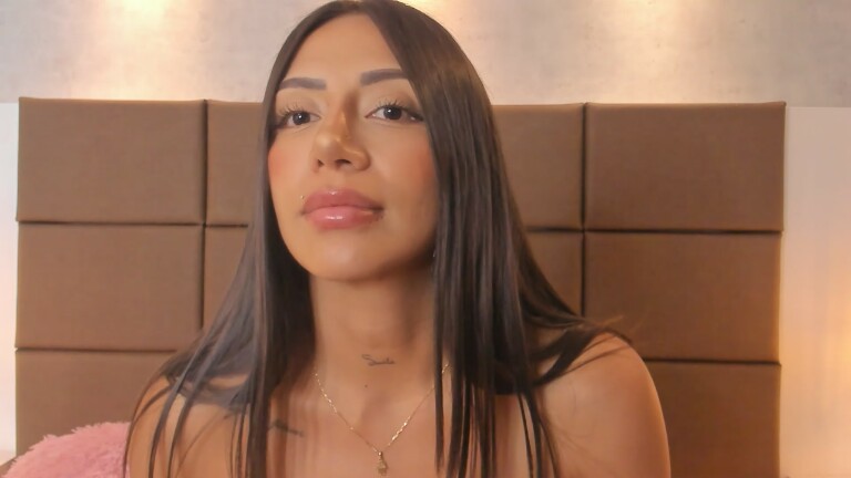 BelleJolie's Streamate show and profile