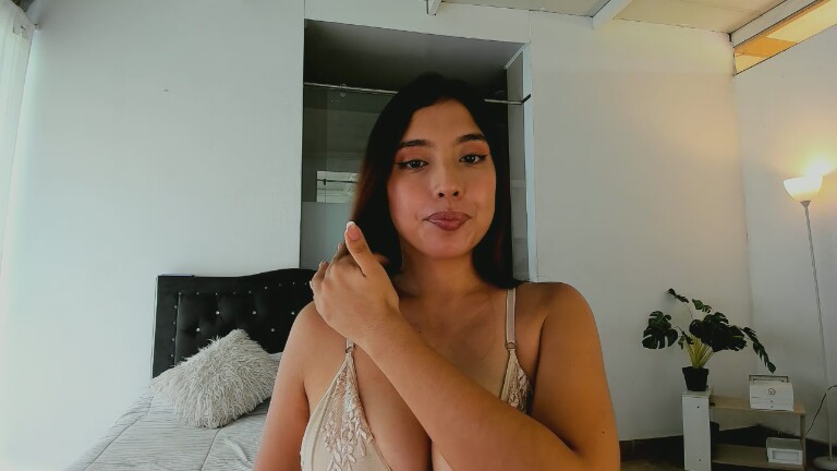 GoddessCash's Streamate show and profile