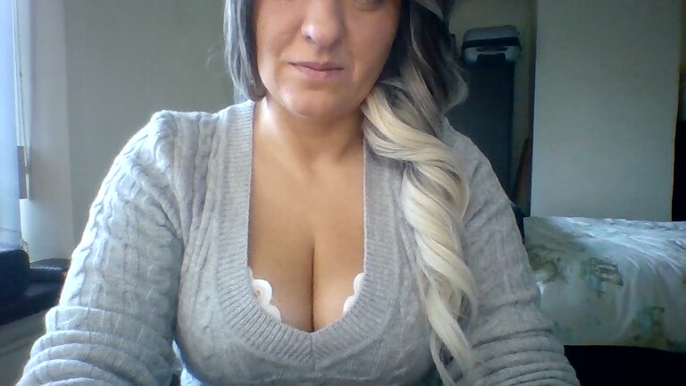 PerfectPage's Streamate show and profile