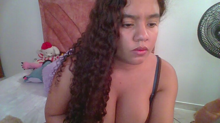 Lauradani's Streamate show and profile