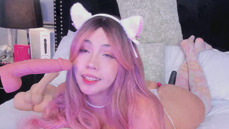 EmilyBlack69's Streamate show and profile