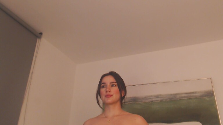 NiaMinogue's Streamate show and profile