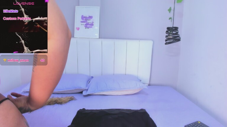 scarletthjhonsom's Streamate show and profile