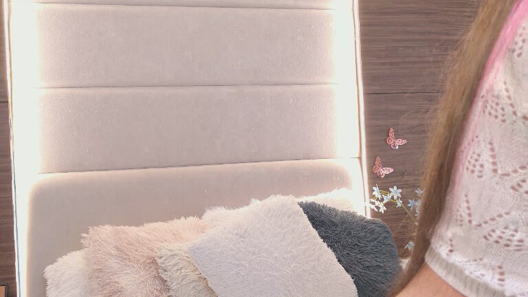 JazzeRusot's Streamate show and profile