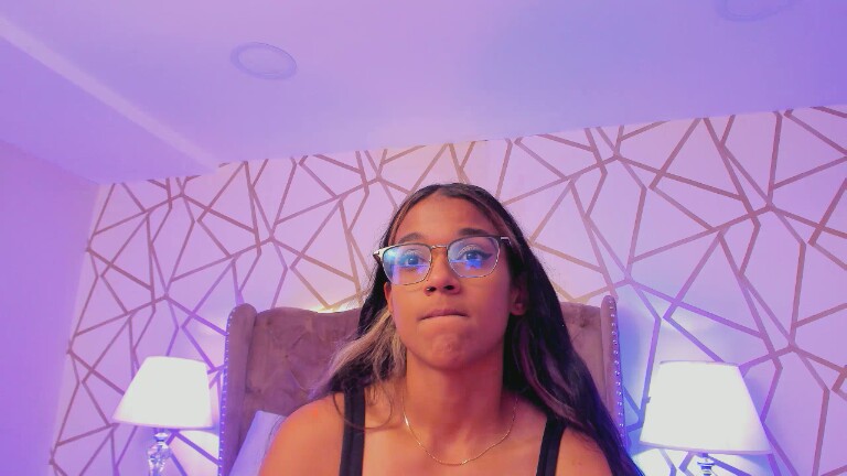 SaschaFit's Streamate show and profile