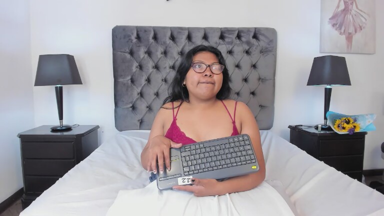 kiriblack's Streamate show and profile