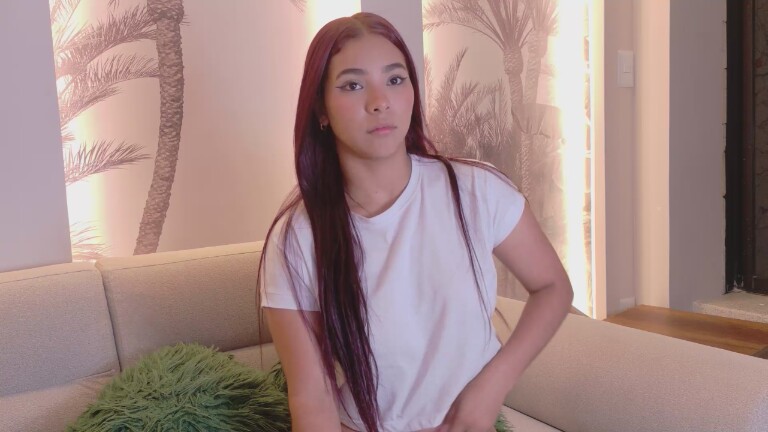 natalieheaven's Streamate show and profile