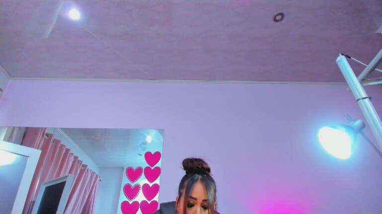 Grace_Jonees's Streamate show and profile