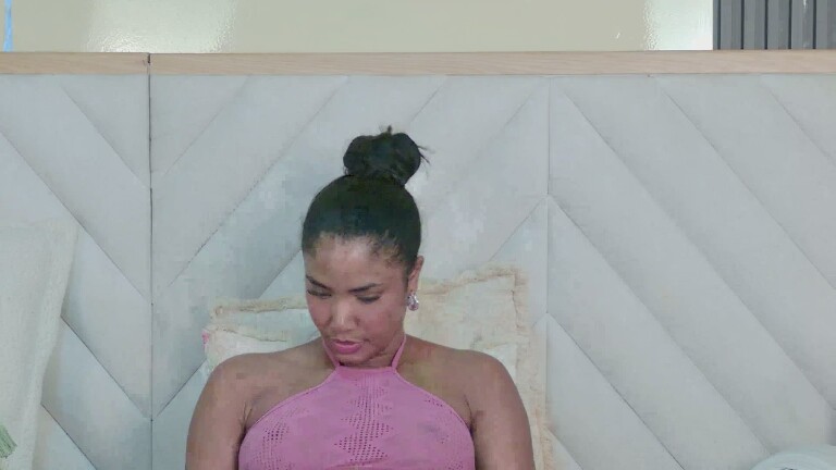 KarinaSanz's Streamate show and profile