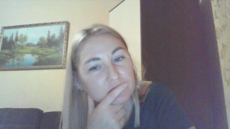 KseNyX's Streamate show and profile