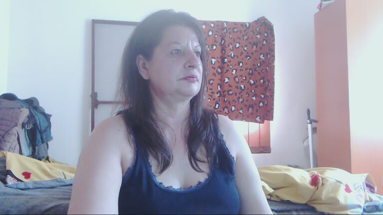 ExtasyMature's Streamate show and profile