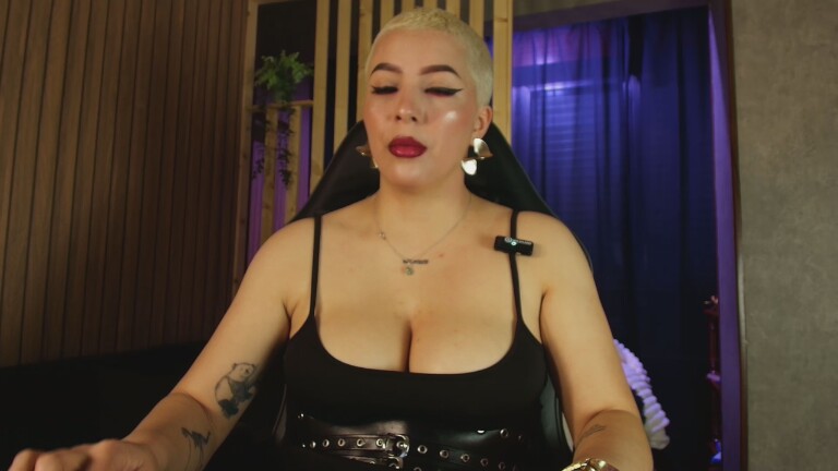 CaamilaChain's Streamate show and profile