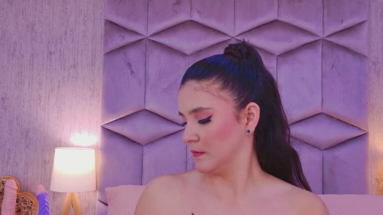 AndreaDum's Streamate show and profile