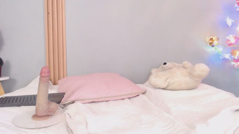 ThayssaRoss's Streamate show and profile