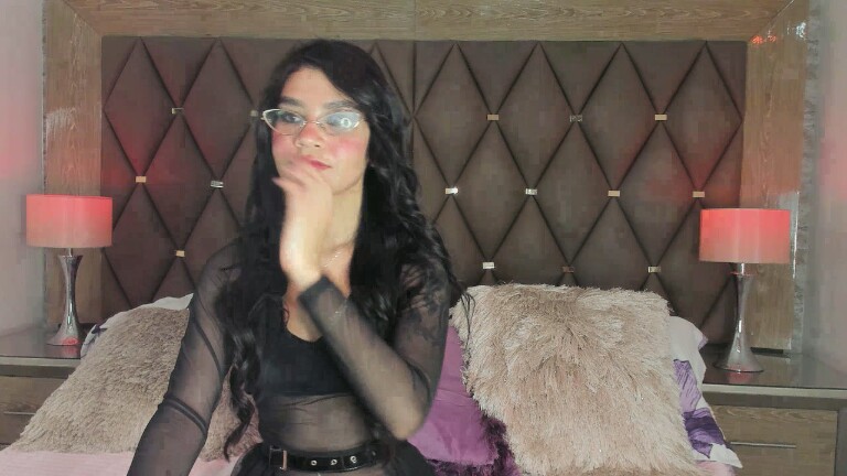 DafneJames's Streamate show and profile