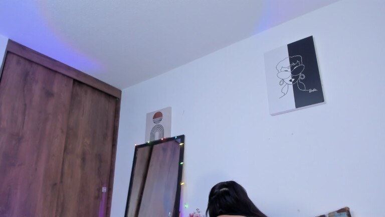 JulieRios's Streamate show and profile