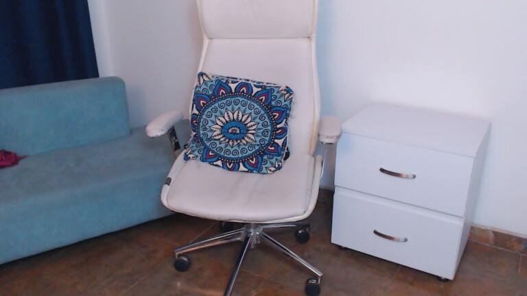 Alikams's Streamate show and profile