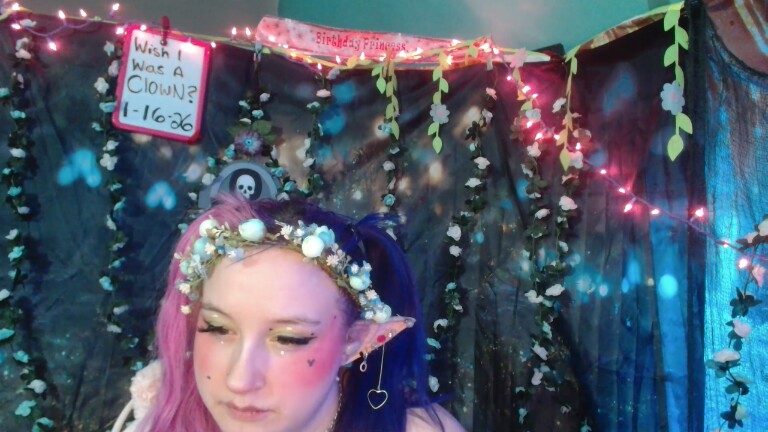 ItsMagicalMae's Streamate show and profile