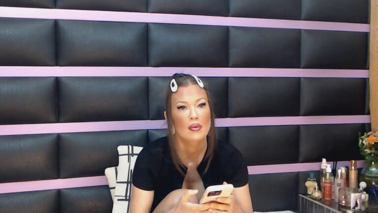 LovelyEileen's Streamate show and profile