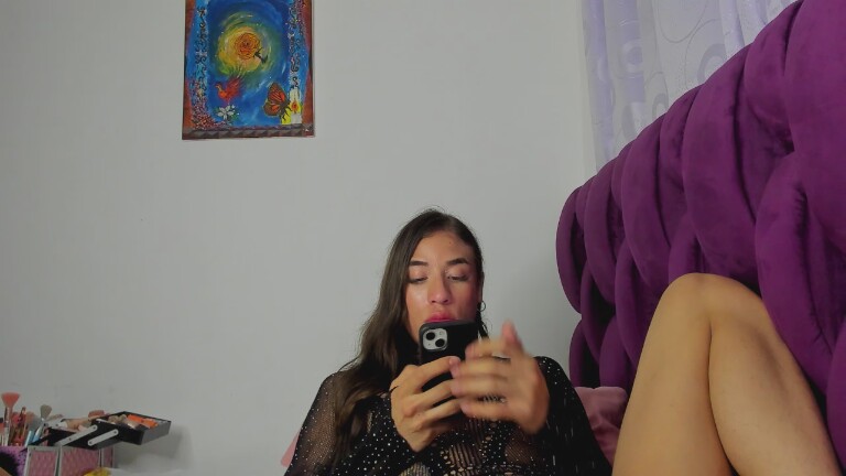 talhiana's Streamate show and profile