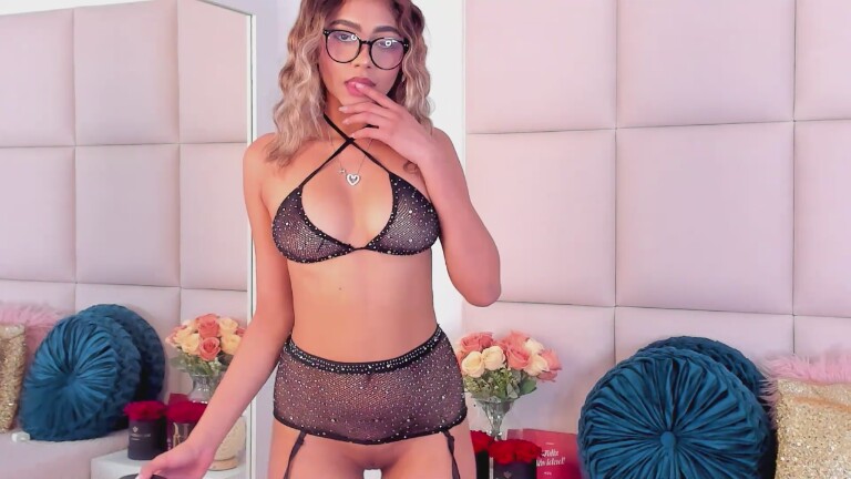 PaulinaKorven's Streamate show and profile