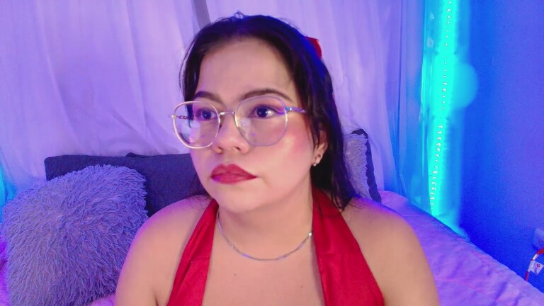 LinaRossie's Streamate show and profile